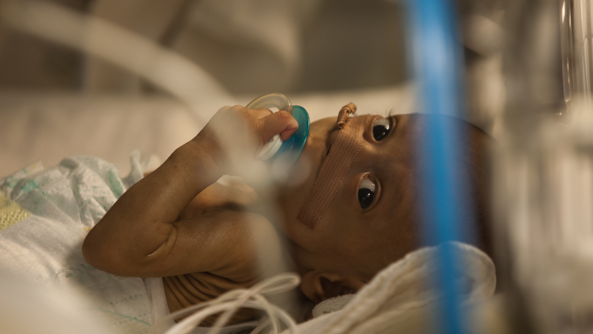 Fotografie din Secția de Terapie Intensivă Nou-născuți Marie Curie