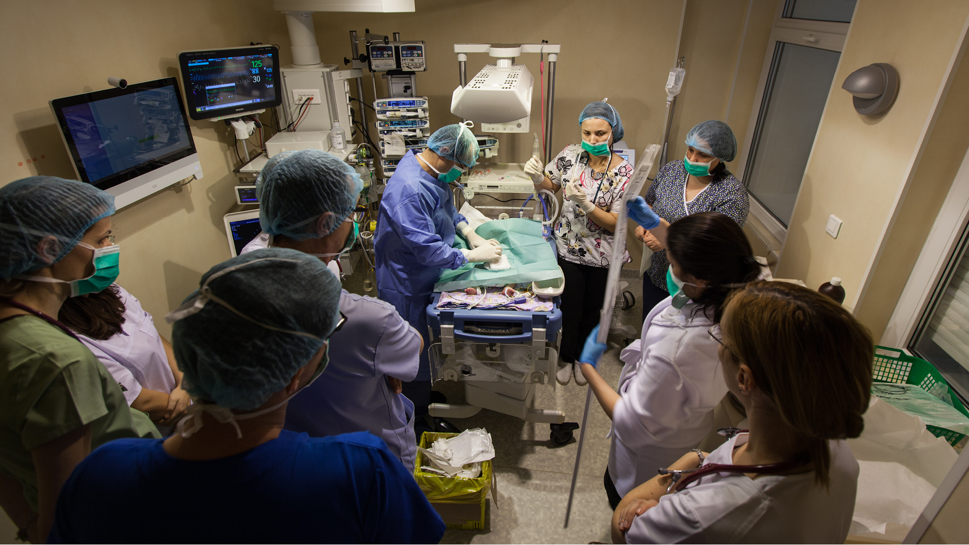 Fotografie din Secția de Terapie Intensivă Nou-născuți Marie Curie