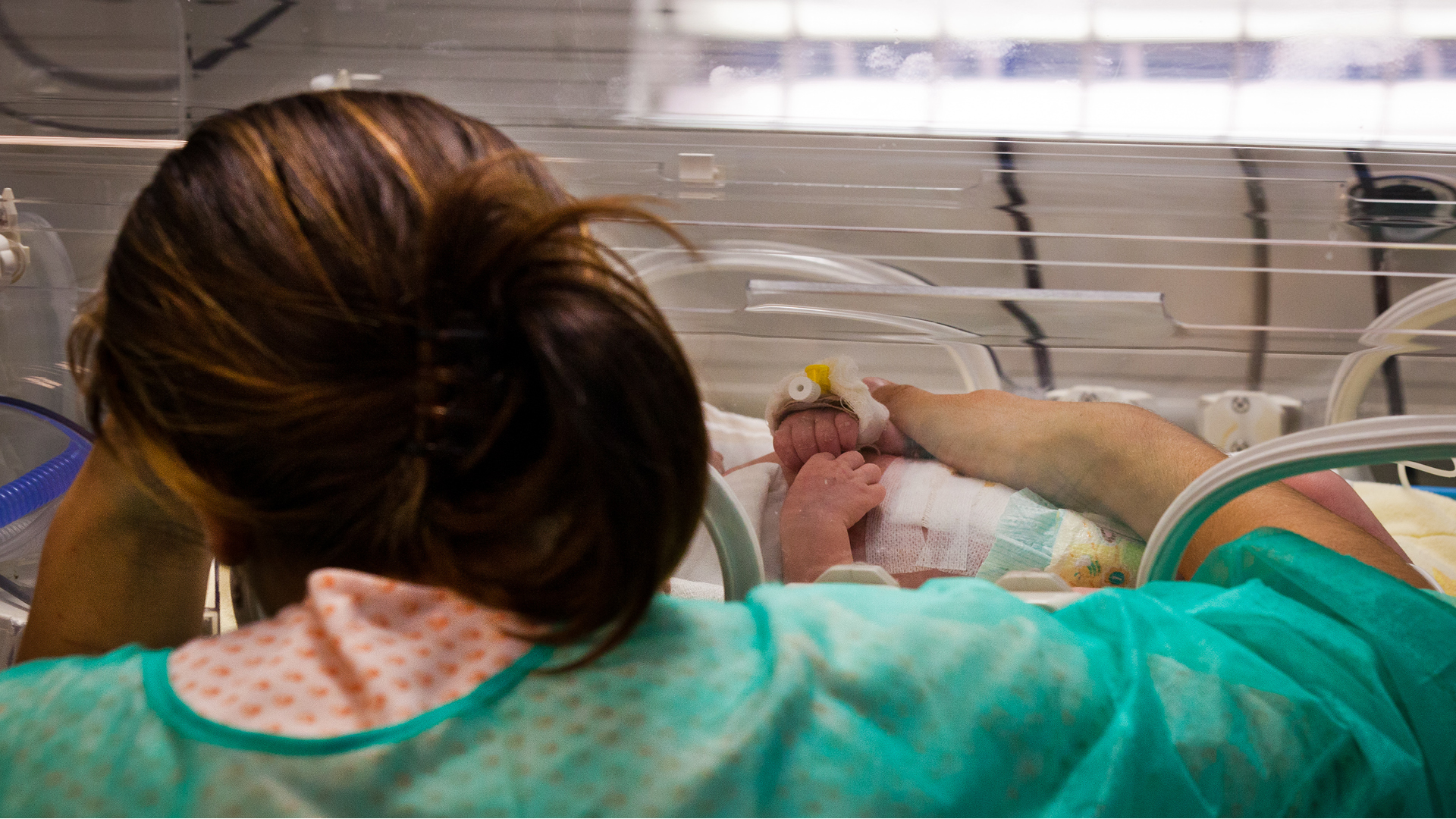 Fotografie din Secția de Terapie Intensivă Nou-născuți Marie Curie